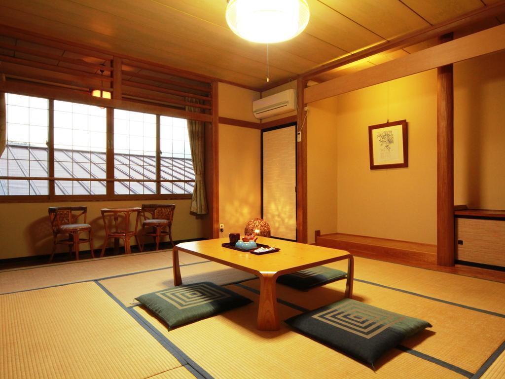 Honkan Gentaroya Hotel Nozawaonsen Habitación foto