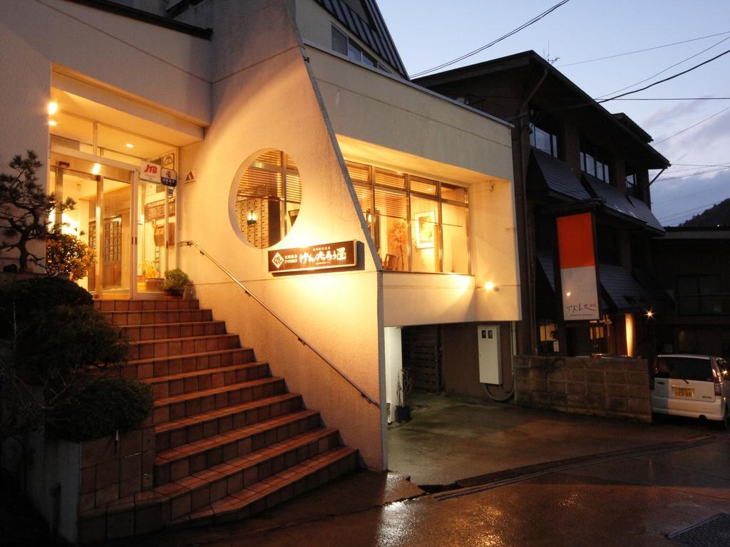 Honkan Gentaroya Hotel Nozawaonsen Exterior foto