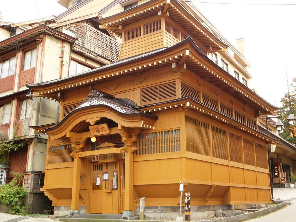 Honkan Gentaroya Hotel Nozawaonsen Exterior foto